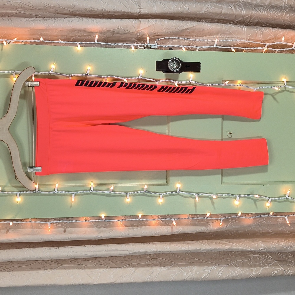 Women's PUMA Neon Coral Pink  Legging XS (GIRLS L)
